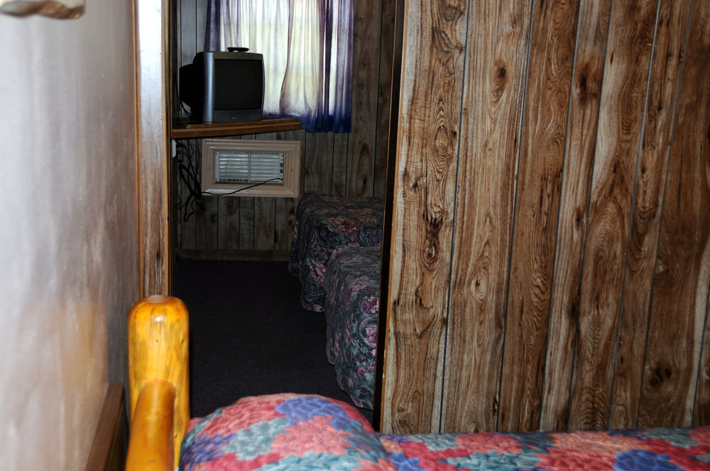 Rainbow Motel Thermopolis Exterior photo